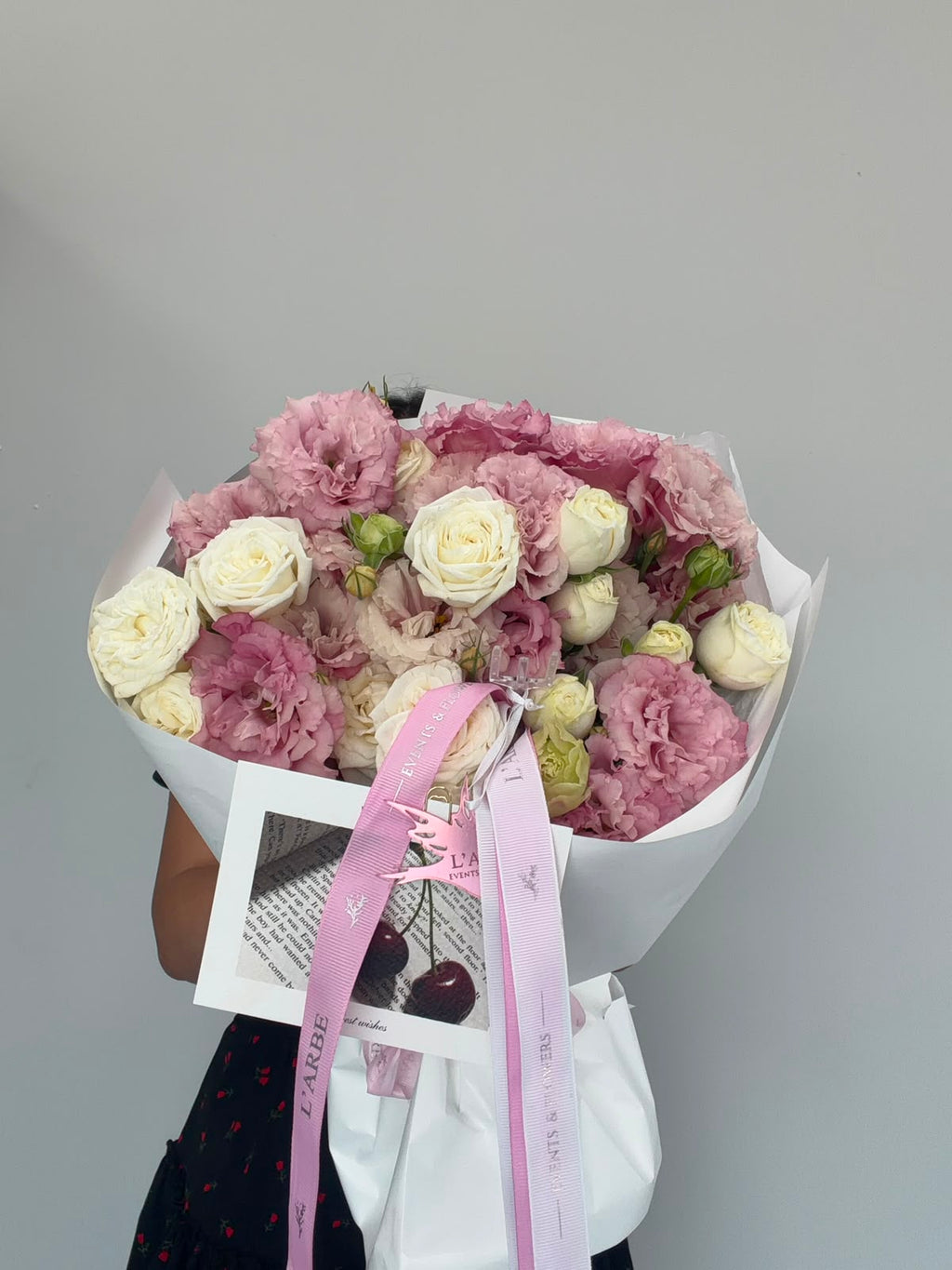 FLOWERS BOUQUET WITH ROSES AND EUSTOMA