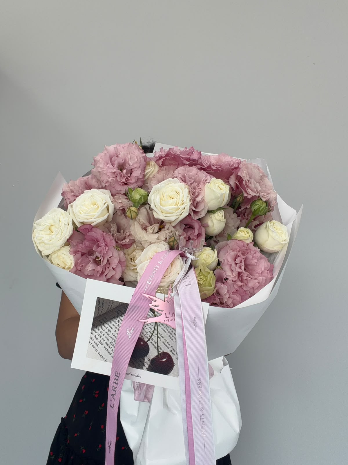FLOWERS BOUQUET WITH ROSES AND EUSTOMA