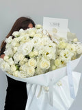 WHITE FLOWERS BOUQUET WITH ROSES