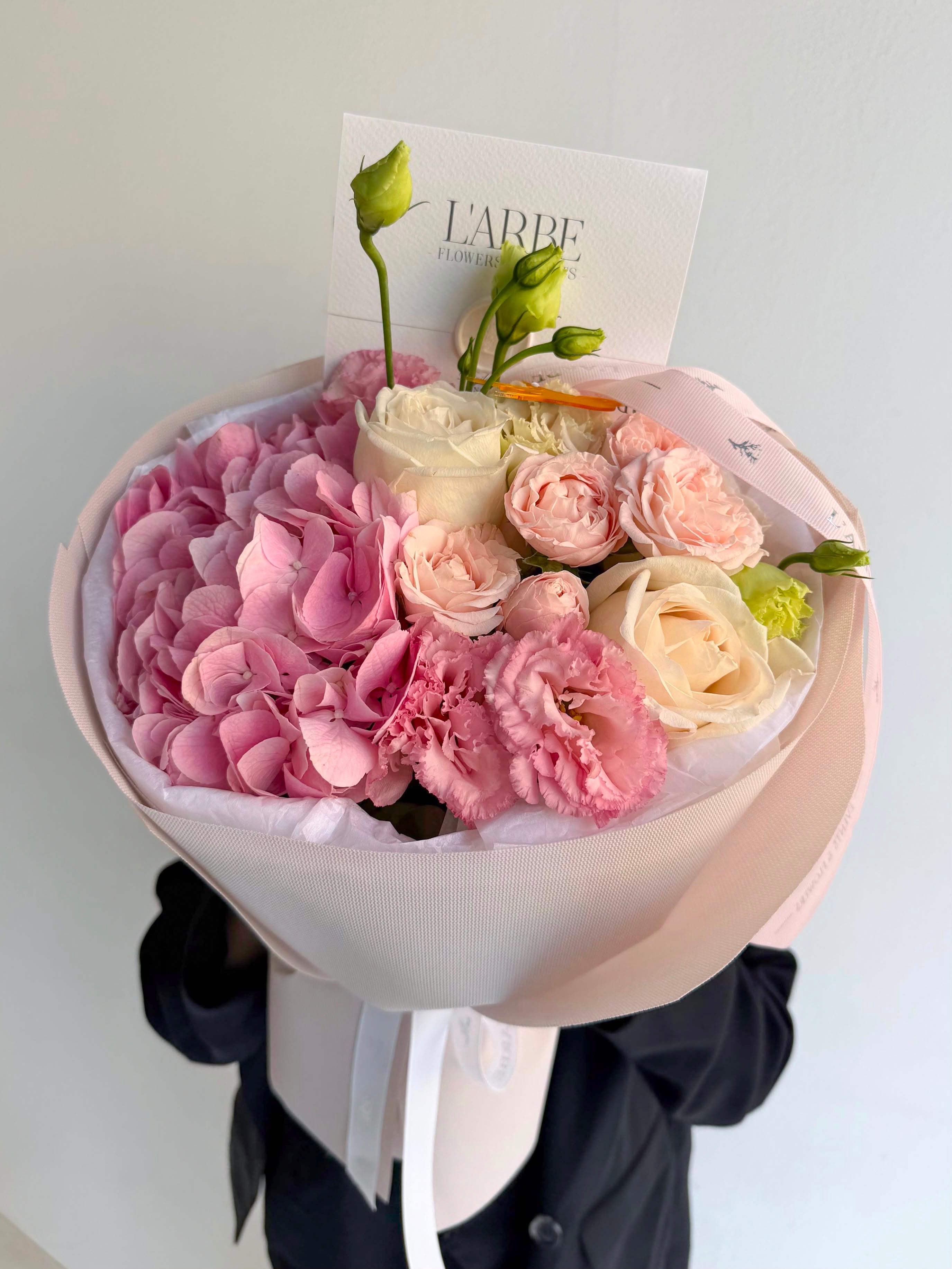 FLOWERS BOUQUET WITH HYDRANGEAS PINK “HAYAT”