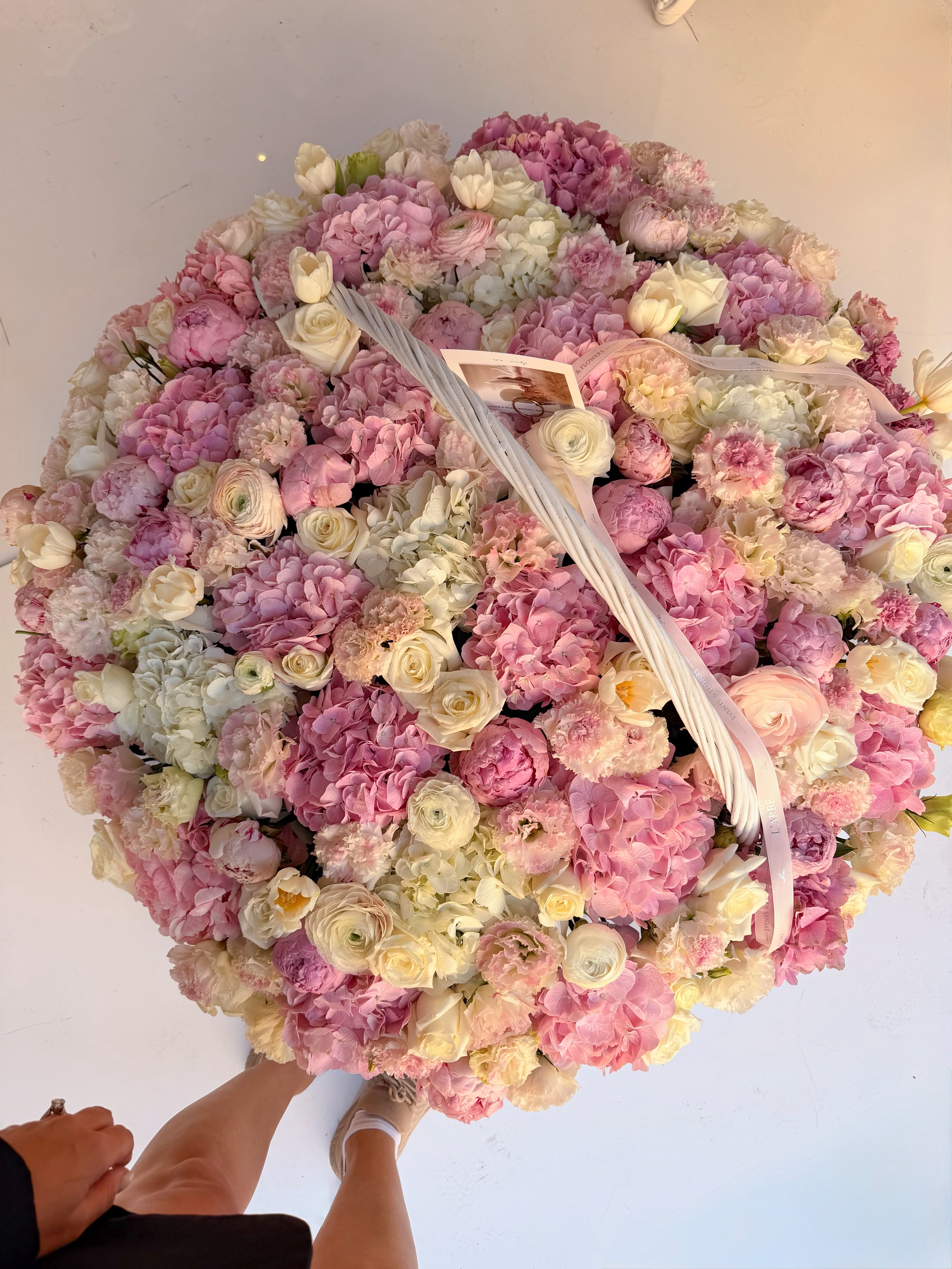 FLOWERS BASKET “HALO”