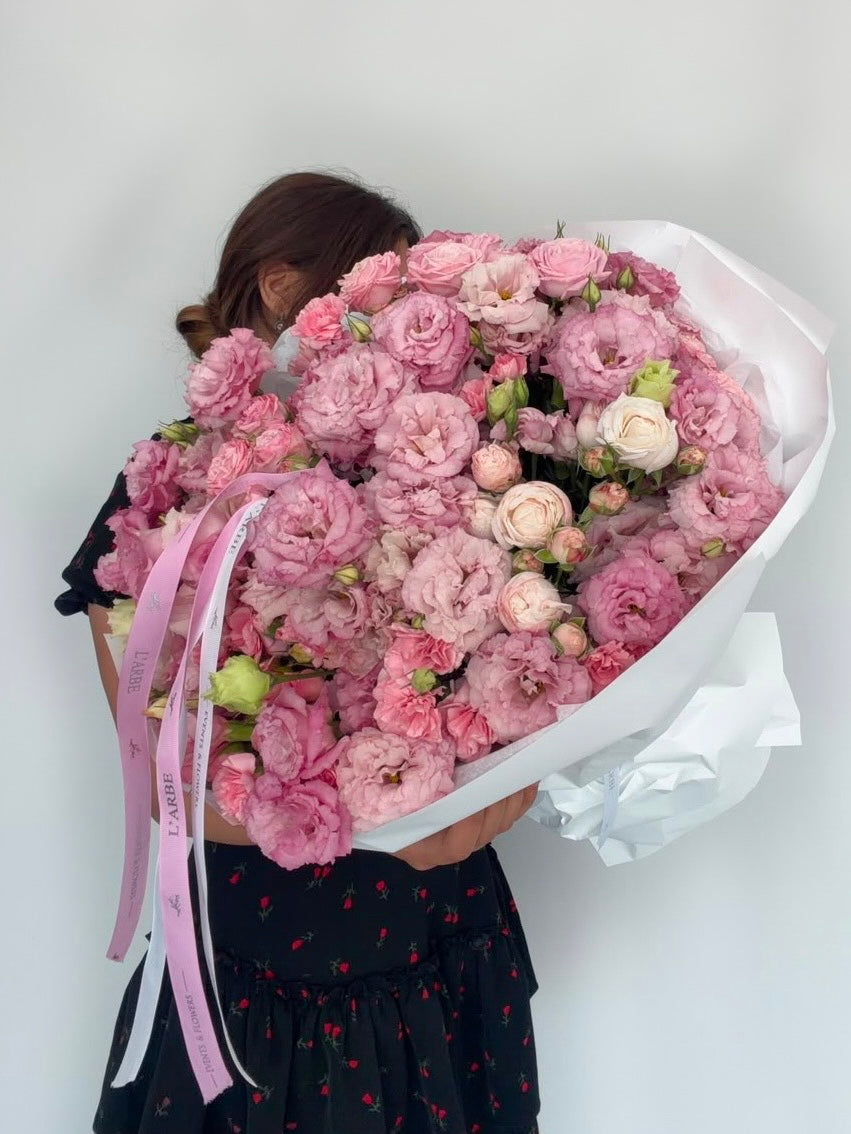 FLOWER MIX WITH EUSTOMA