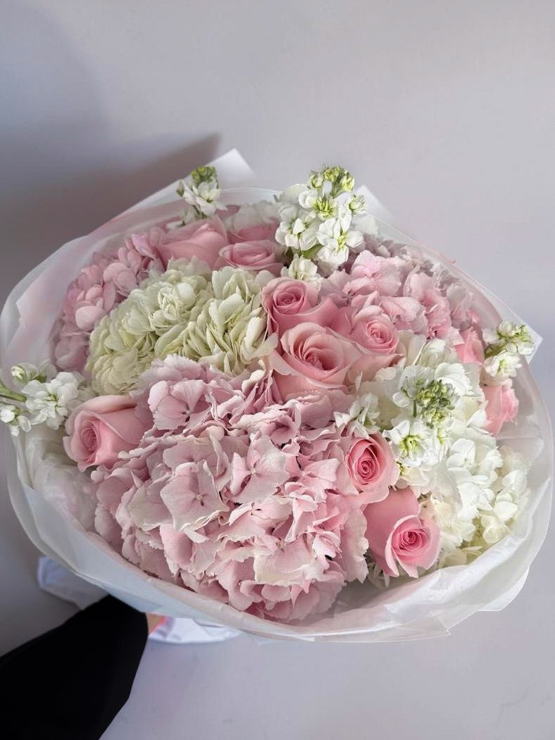LIGHT PINK MIX BOUQUET