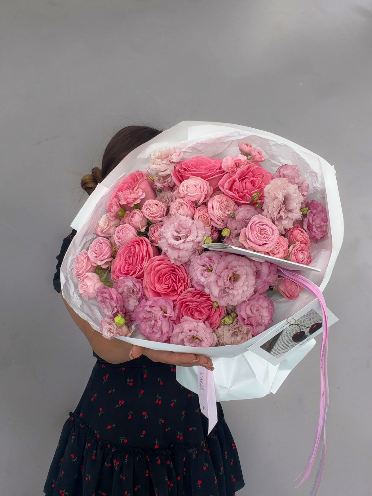 FLOWERS BOUQUET WITH DIANTUS, ROSES AND EUSTOMA