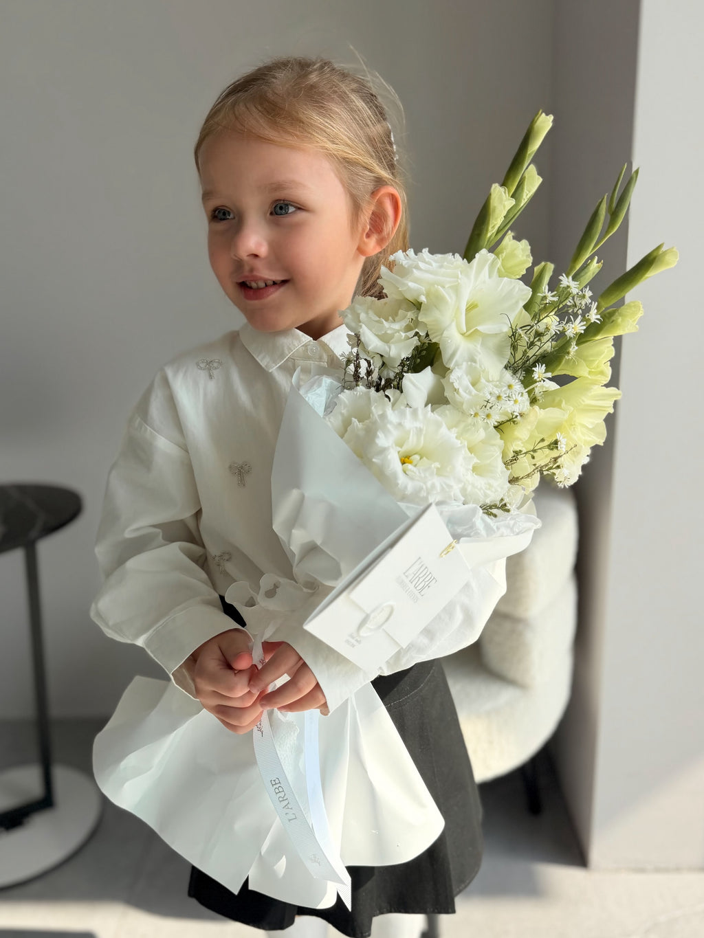 WHITE FLOWERS BOUQUET “SOLITE”
