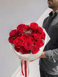 RED ROSES 19 piece