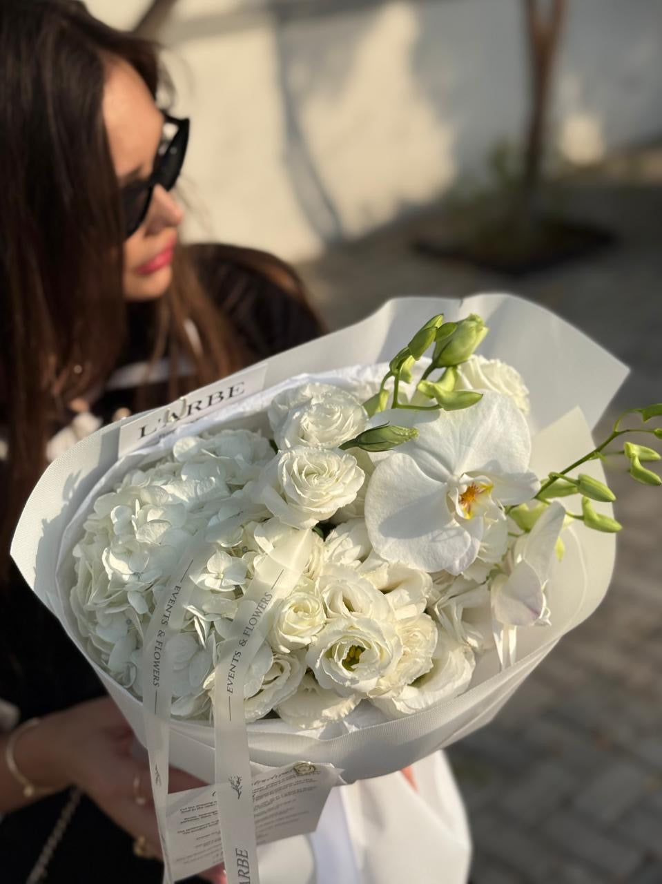 WHITE MIX BOUQUET