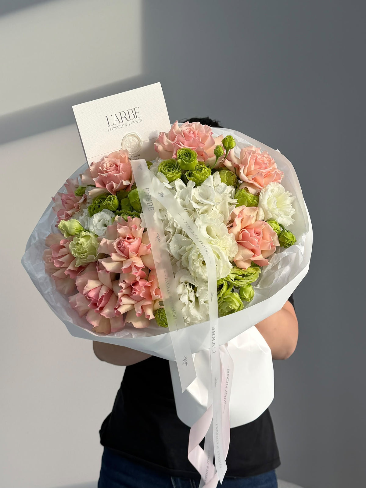 FLOWERS BOUQUET WITH A FRENCH ROSES “MAISON FLEUR”