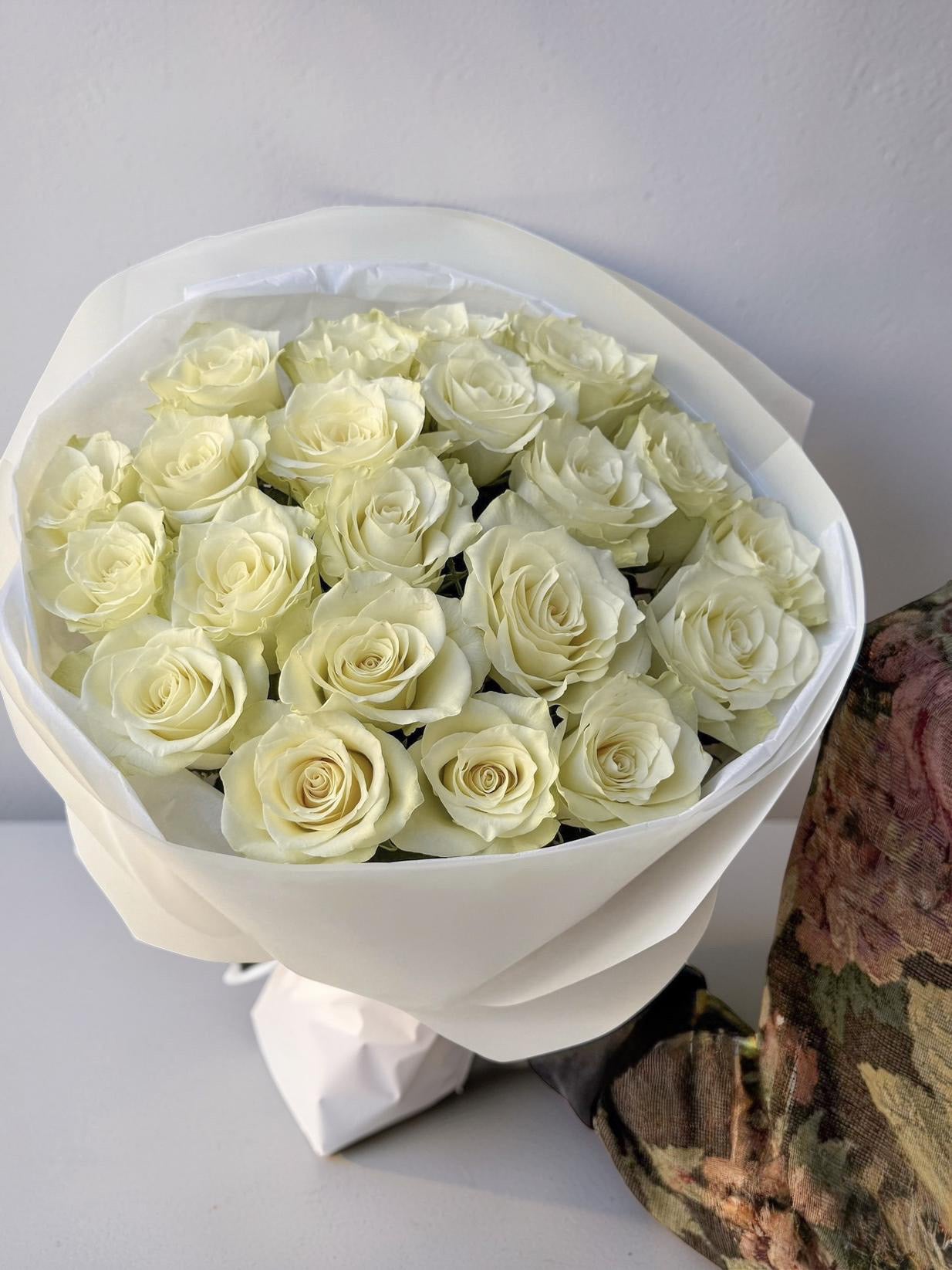 WHITE ROSES