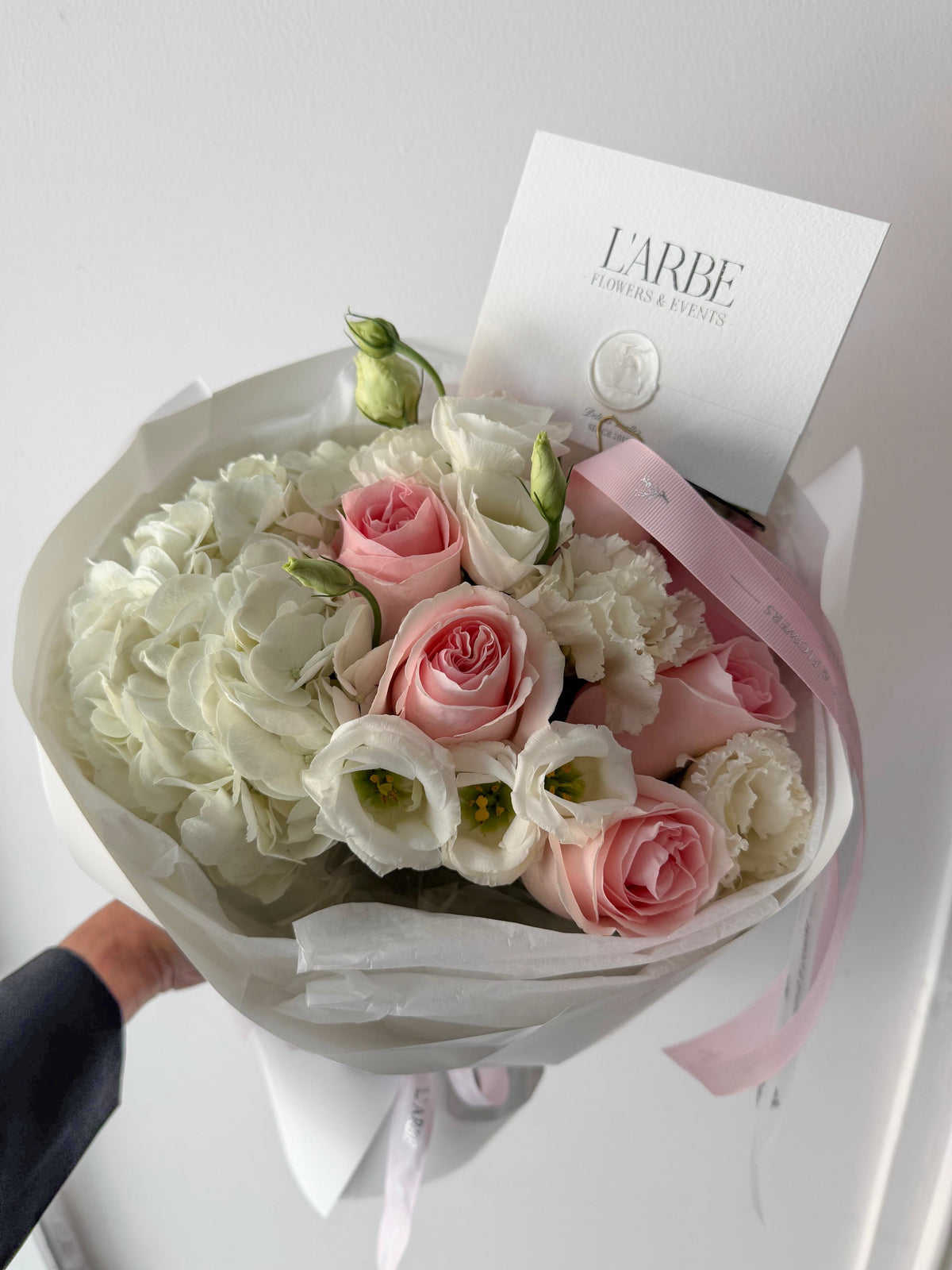 FLOWERS BOUQUET WITH HYDRANGEA AND EUSTOMA “EVELIA”