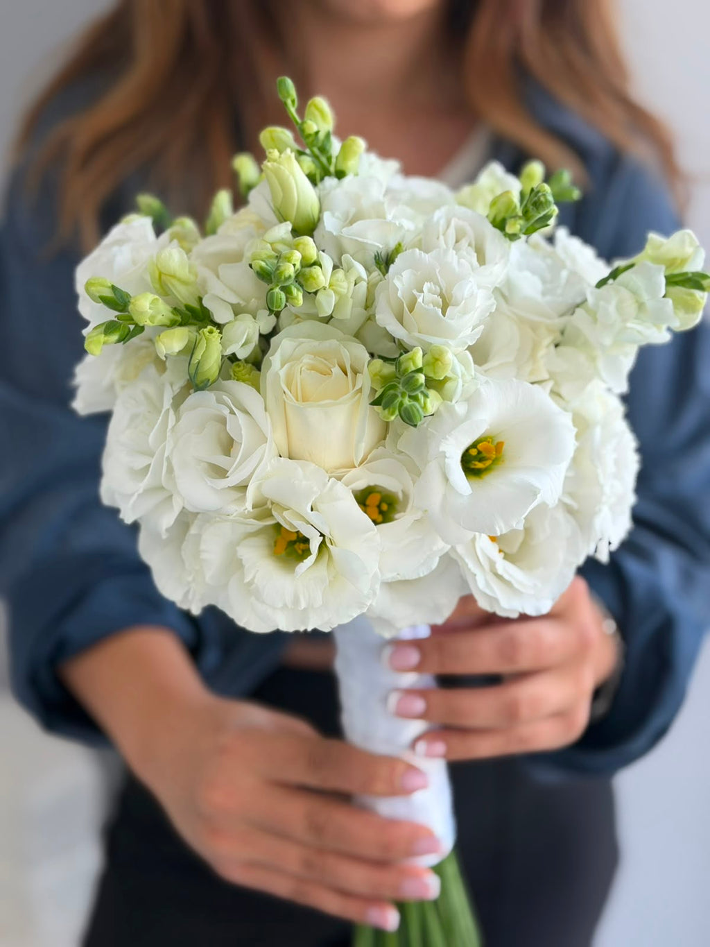 FLOWERS BRIDAL WHITE BOUQUET