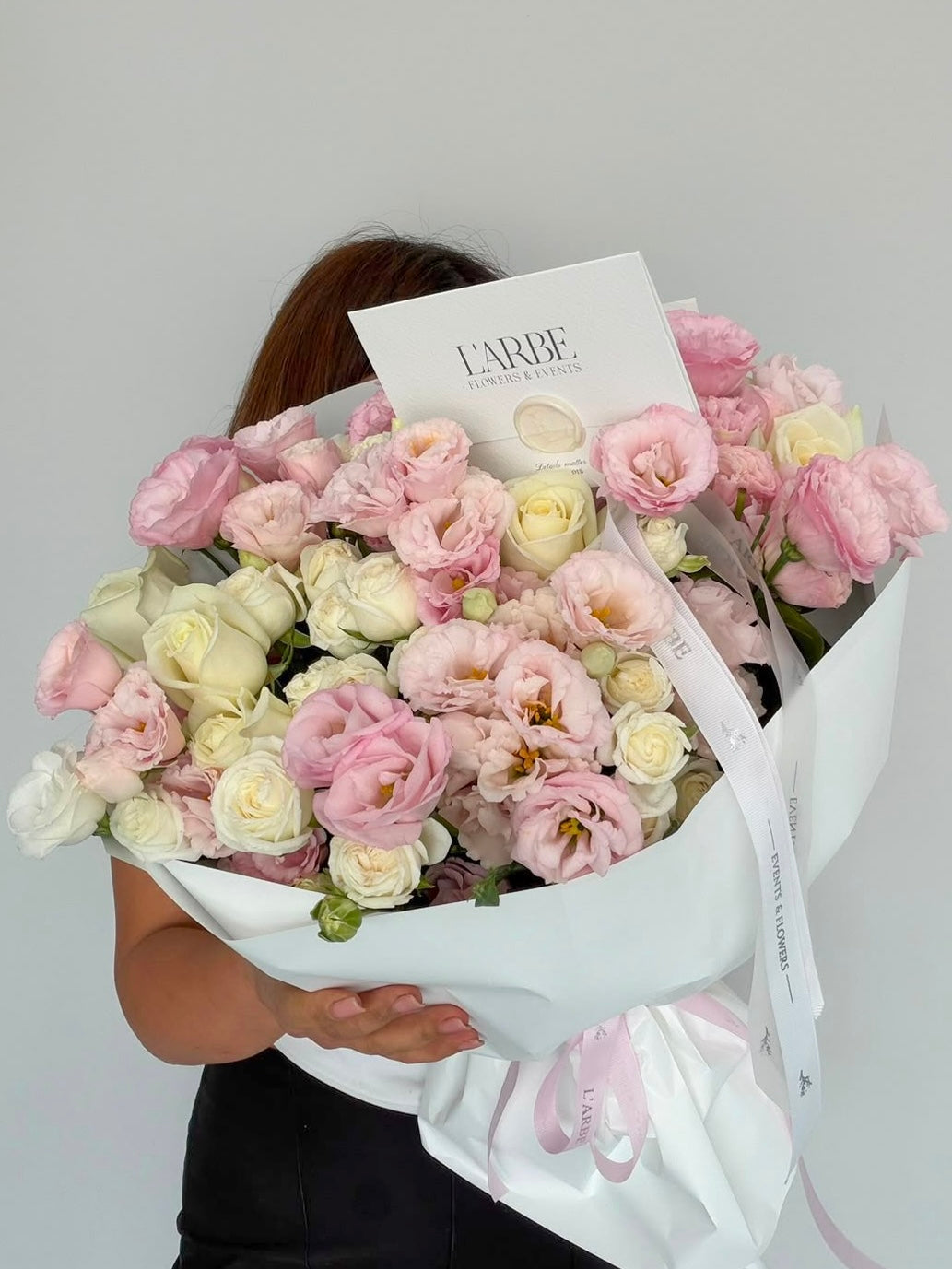 FLOWERS BOUQUET WITH EUSTOMA AND ROSES “ERULIA”