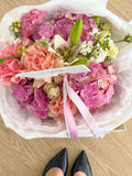 FLOWERS BOUQUET WITH ROSES AND HYDRANGEA