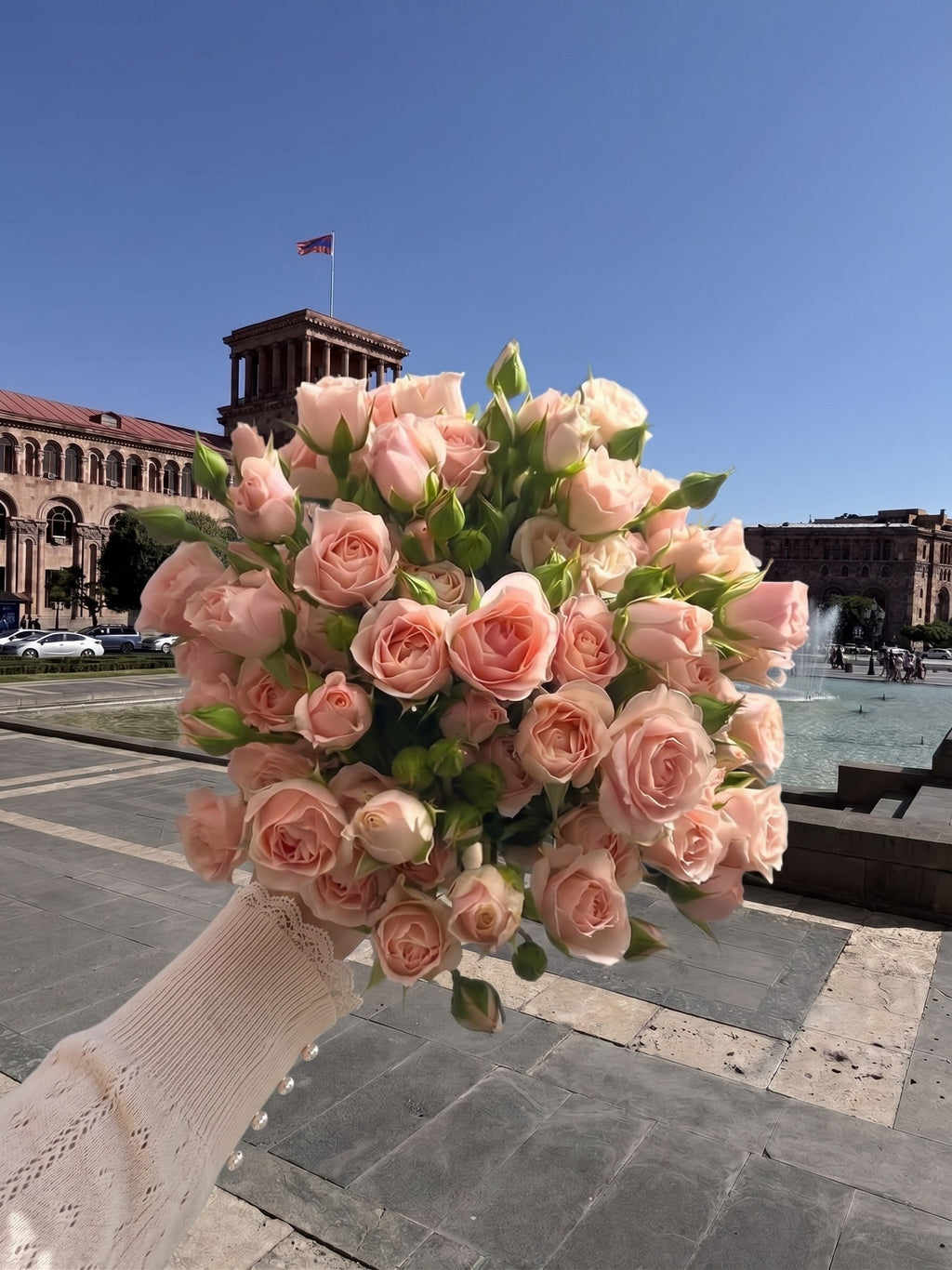 FLOWERS BOUQUET WITH PINK ROSES 9 PCS