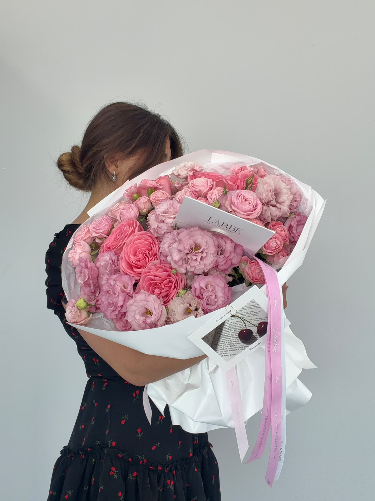 FLOWERS BOUQUET WITH DIANTUS, ROSES AND EUSTOMA