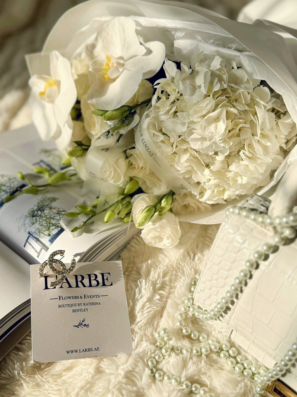 FLOWERS BOUQUET WITH HYDRANGEAS AND ORCHID “ARISTELLE” 0111