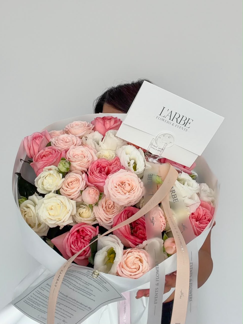PINK AND WHITE FLOWERS MIX IN BOUQUET