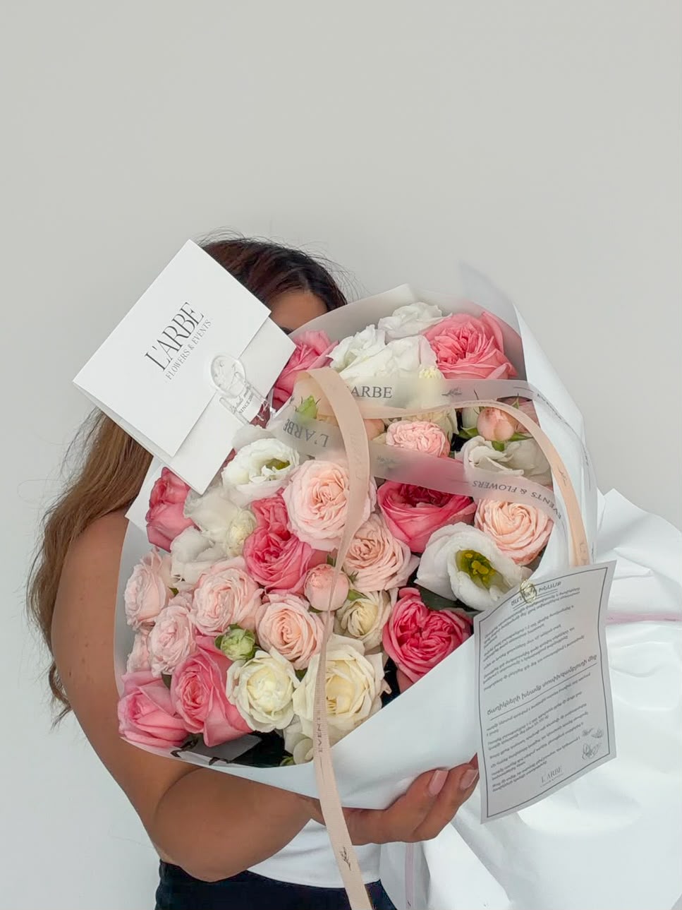 PINK AND WHITE FLOWERS MIX IN BOUQUET
