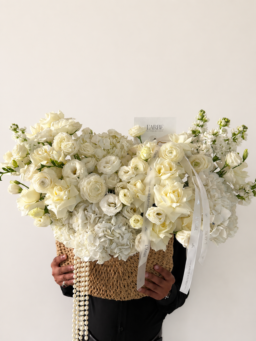 FLOWERS PEARL BASKET “REUVEL”