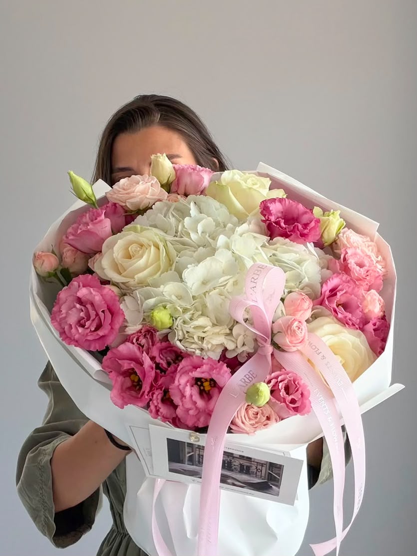 FLOWERS BOUQUET WITH HYDRANGEAS AND EUSTOMA “ORELISSE”