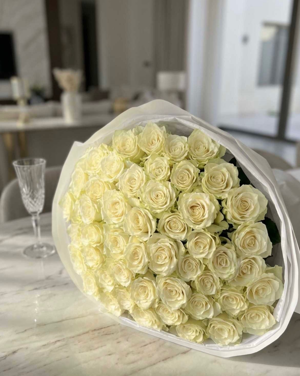 FLOWERS BOUQUET WITH WHITE ROSES 51 PCS