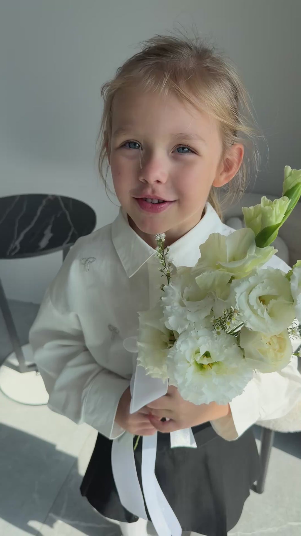 WHITE FLOWERS BOUQUET MIX